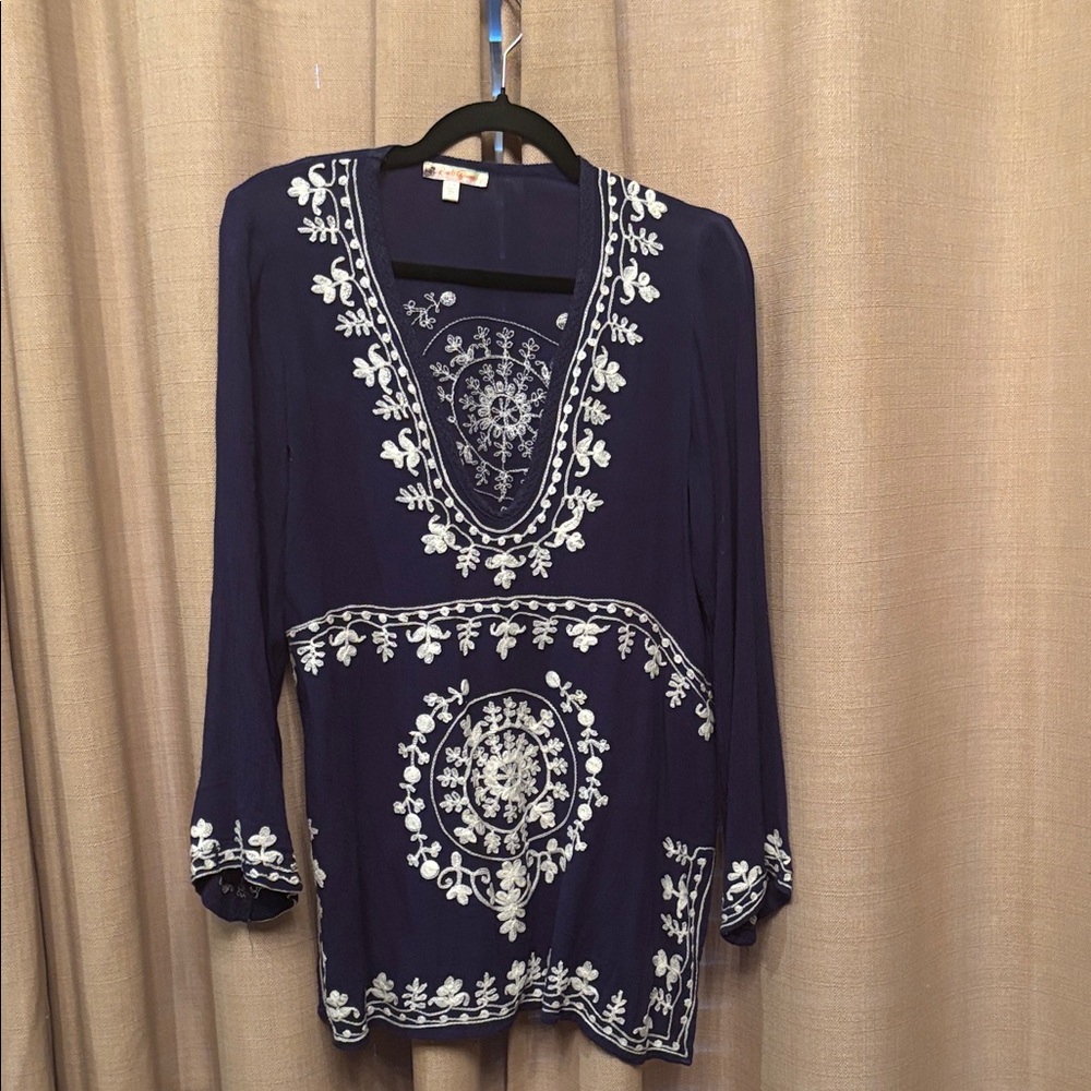 Chic Navy Blue Embroidered Women's Tunic